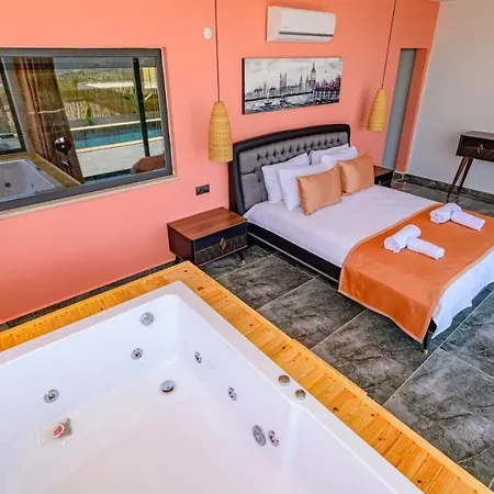 Sare - 2 Bedroom With Jacuzzi In Kalkan Villa Cavdir (Kas)