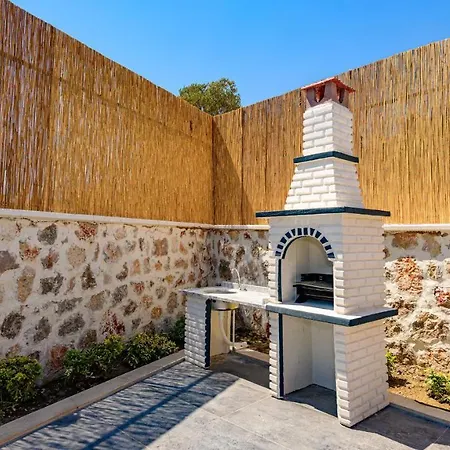 Sare - 2 Bedroom With Jacuzzi In Kalkan Villa *