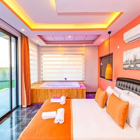 Sare - 2 Bedroom With Jacuzzi In Kalkan *